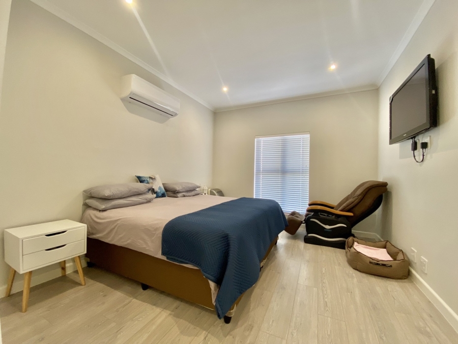 To Let 3 Bedroom Property for Rent in Sandown Western Cape